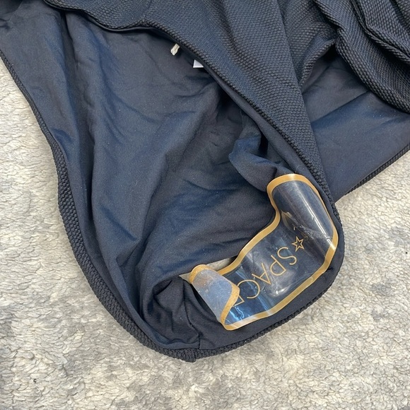 New L Space Balboa One Piece Swimsuit Tie Waist Black Sz L - Picture 9 of 13